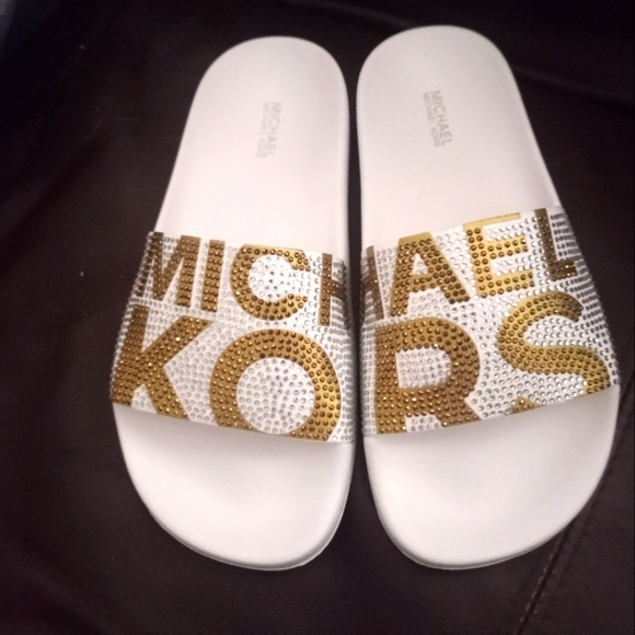 Michael Kors (size: 6) - Picture 1 of 7